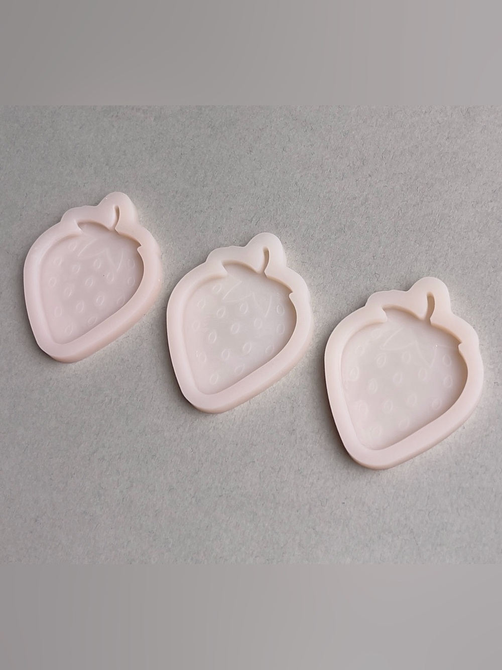 Strawberry Silicone Resin Molds 3 Pack
